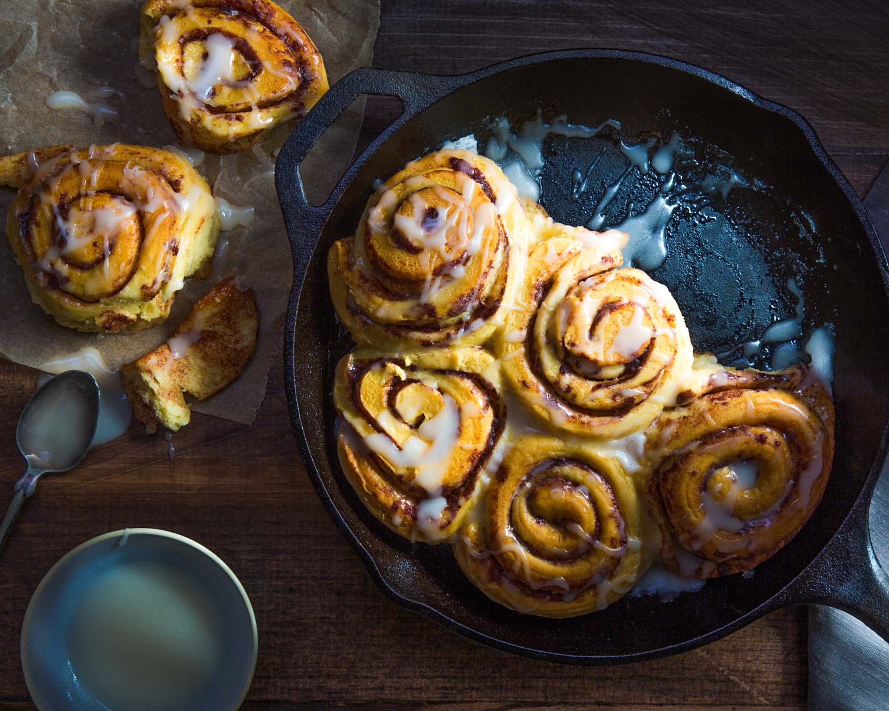 Cinnamon Buns in Cast Iron