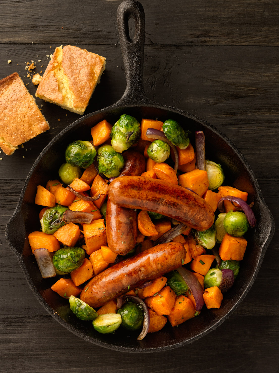 Skillet Sausages Food Photo